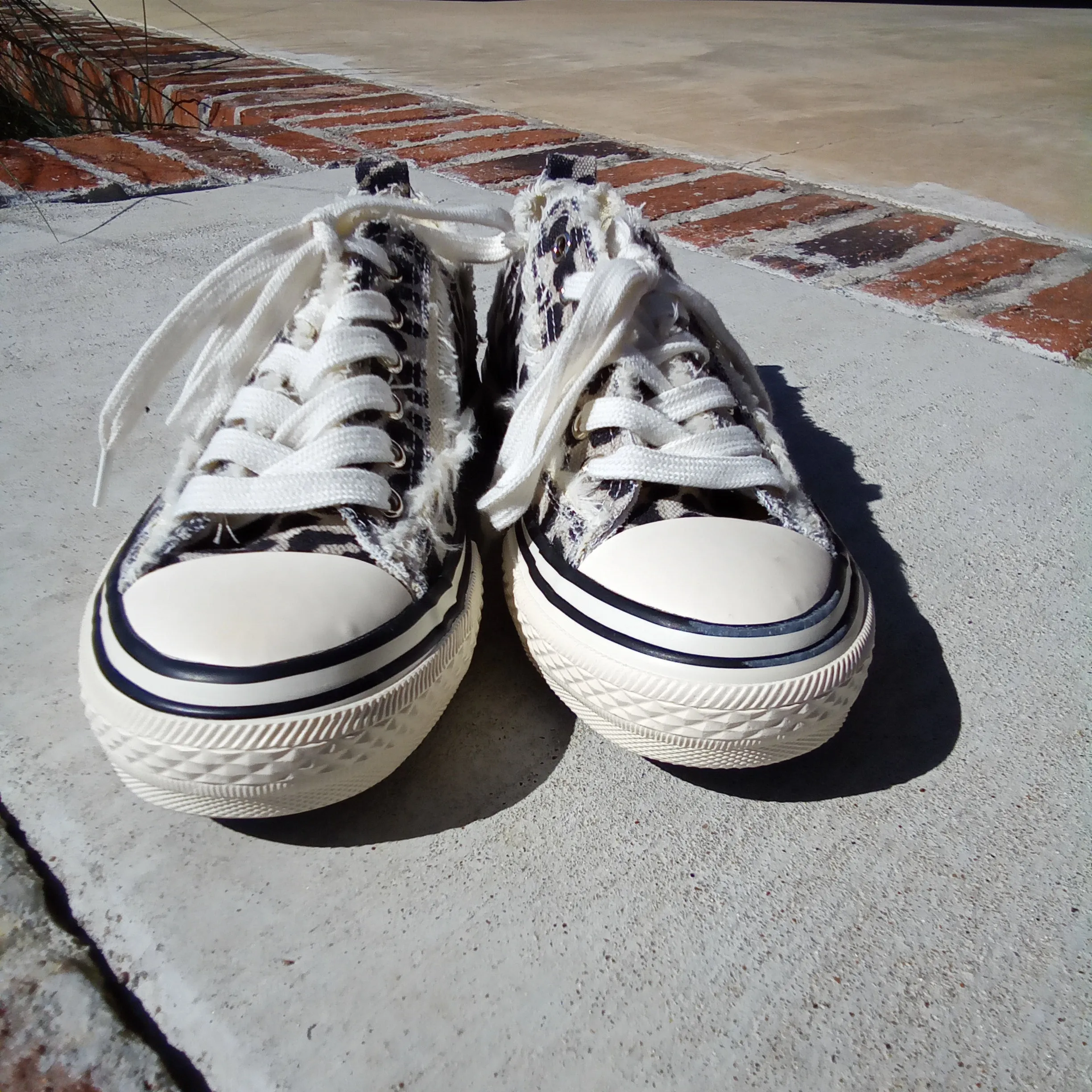 Frayed Leopard Sneaker | Very G Dako