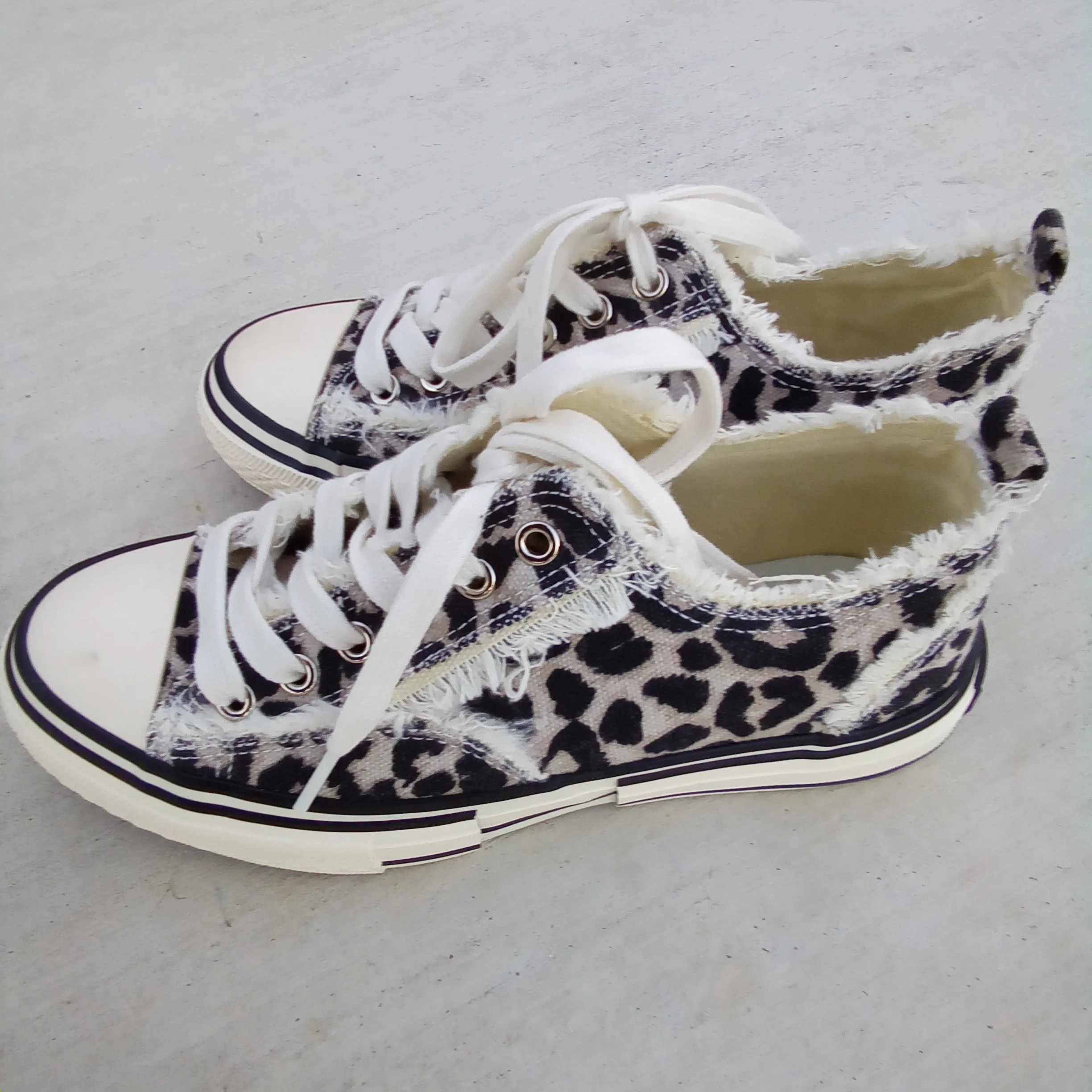 Frayed Leopard Sneaker | Very G Dako