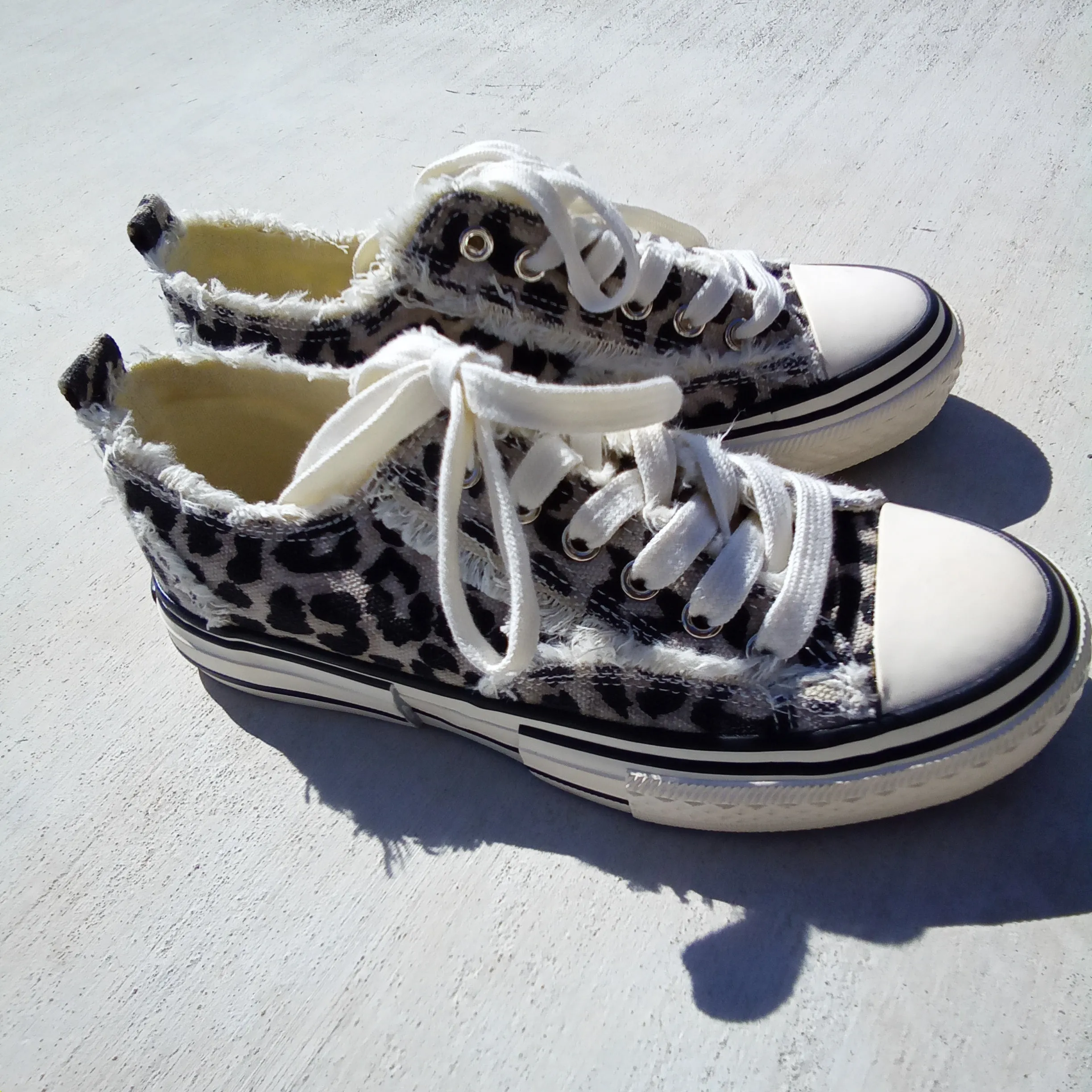 Frayed Leopard Sneaker | Very G Dako
