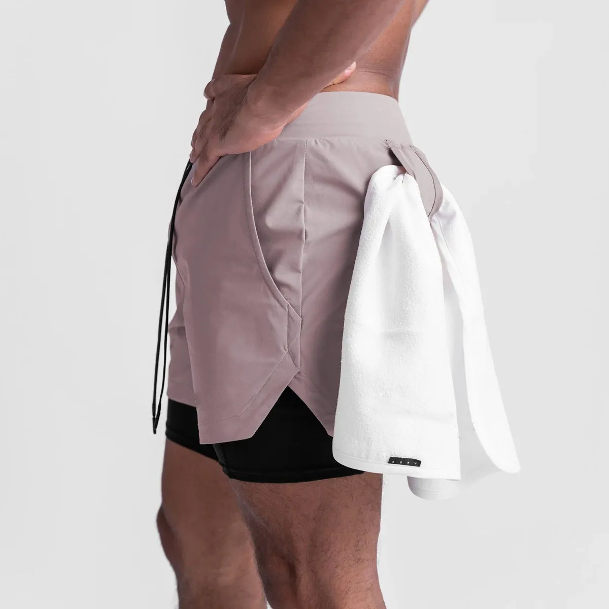 Quick Drying Breathable Multi Pocket Sports Shorts